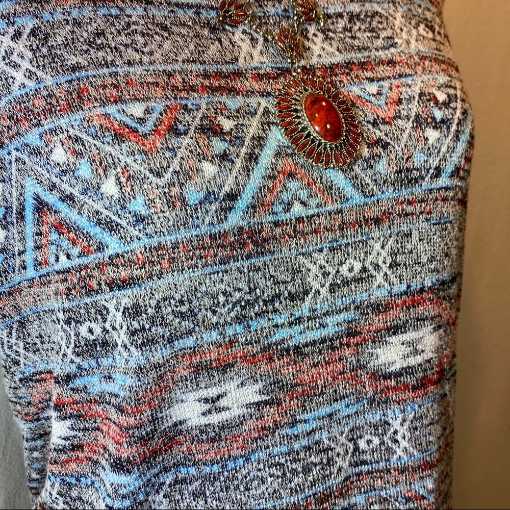 Wallflower Razorback Relaxed Tank - Picture 5 of 12